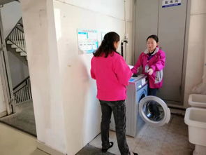 公寓服务中心三站区开展洗衣房卫生专项检查